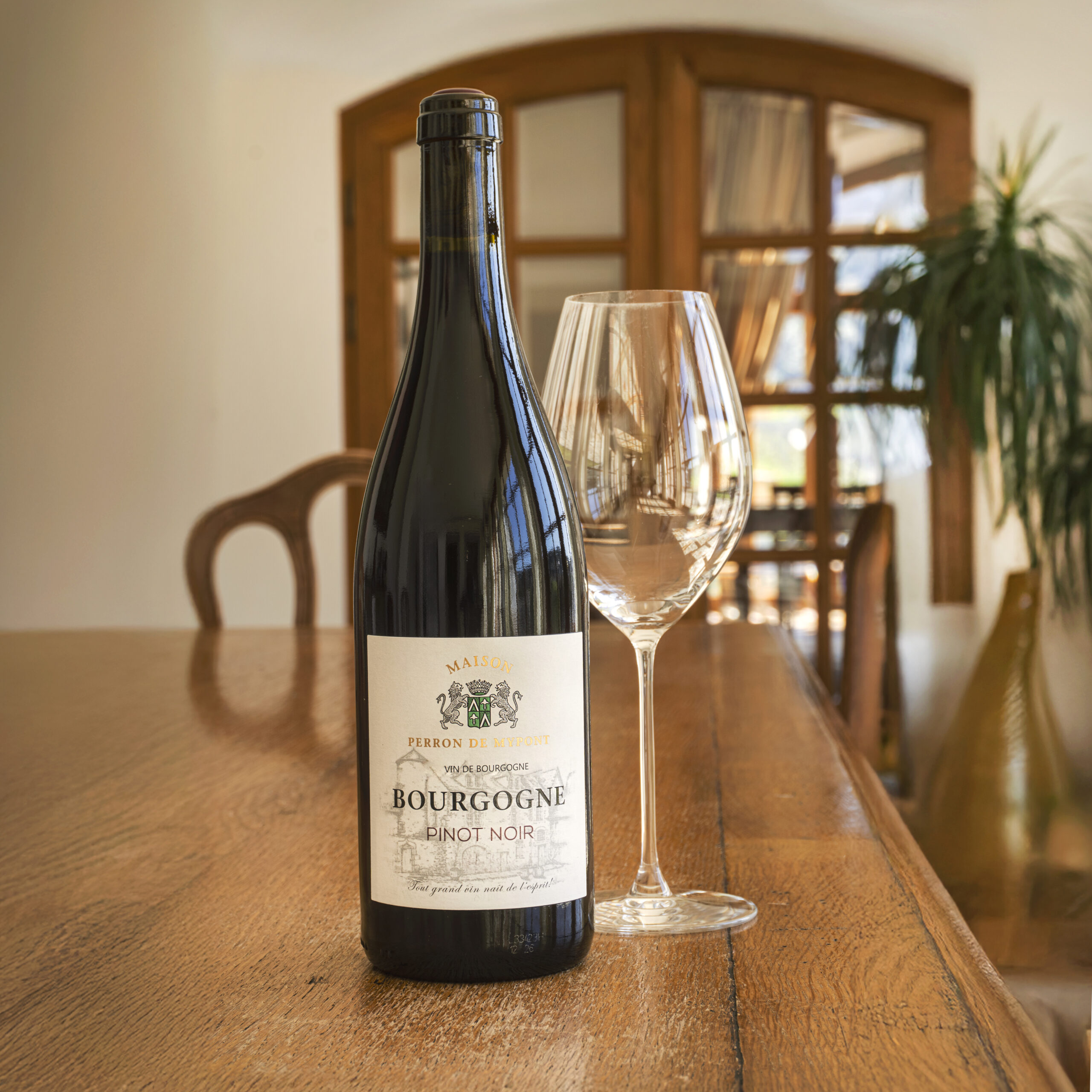 Westhofen Vineyard & Soil (1) PdM Maison Rouge with Glass